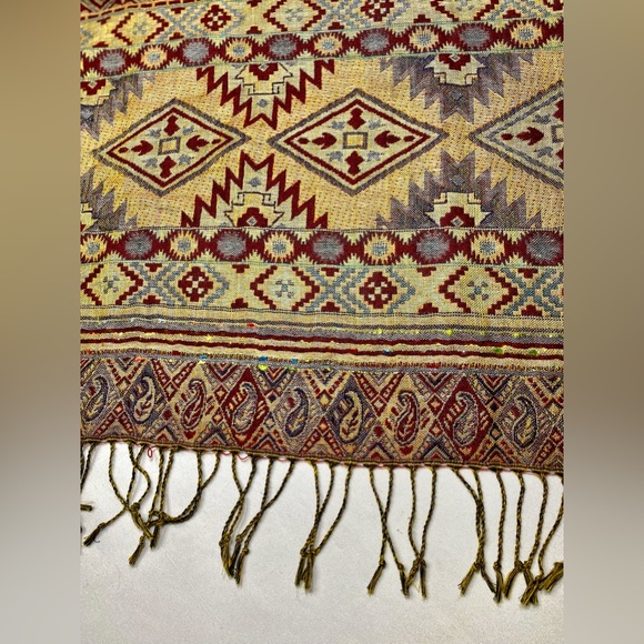 Pashmina Wrap Scarf Geometric Pattern Embellished 76” x 26,5” - Picture 6 of 11